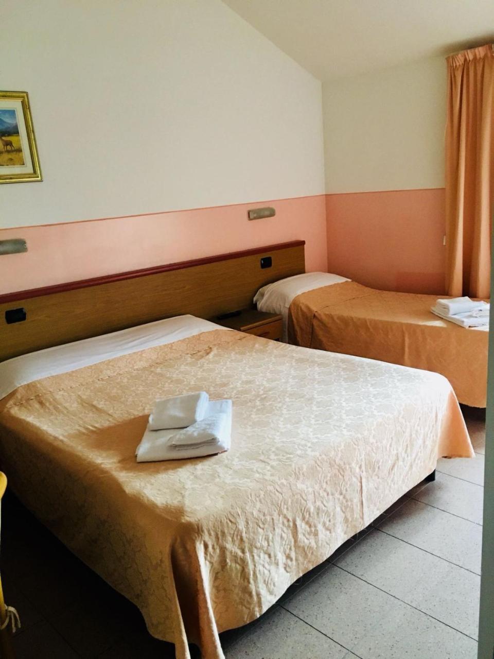 Master Hotel Castelvetro Piacentino Dış mekan fotoğraf